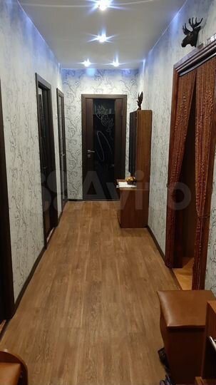 3-к. квартира, 90 м², 1/2 эт.