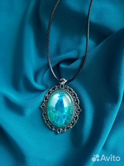 Кулоны ручной работы