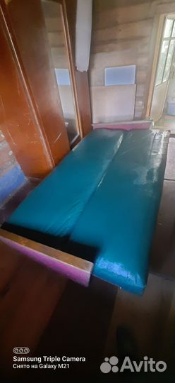 Диван для дачи раскладной кожаный