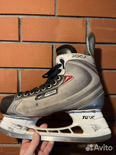 Хоккейные коньки bauer