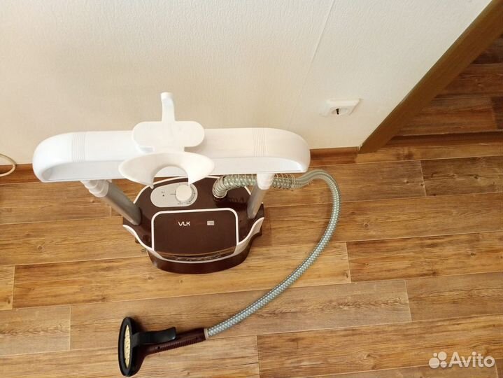 Отпариватель для одежды вертикальный