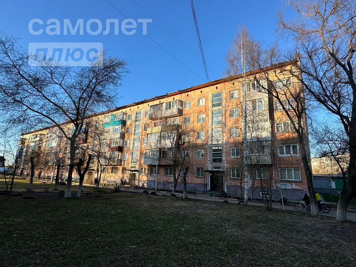 2-к. квартира, 49 м², 2/5 эт.