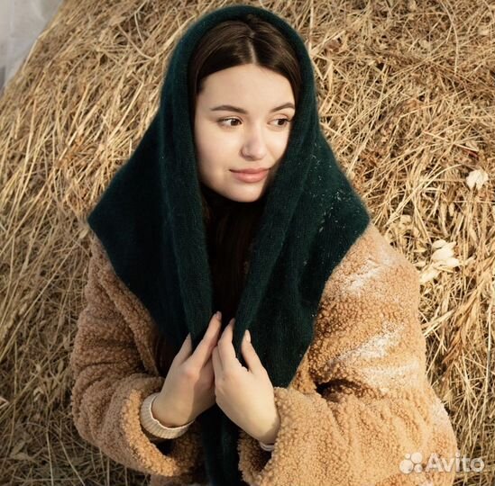 Платок бактус из пуха норки