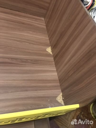 Двухъярусная кровать