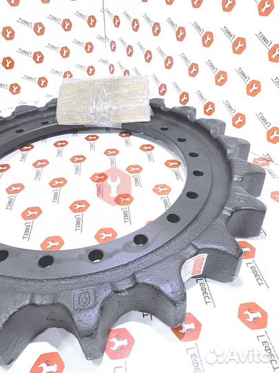 Звездочка Volvo SA1181-00050