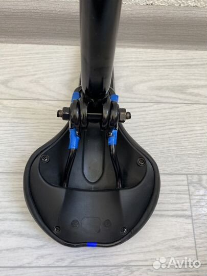 Седло для велосипеда + штырь подседельный
