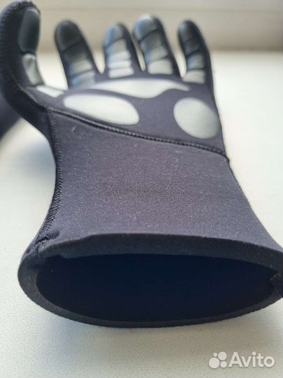 Неопреновые перчатки 5мм