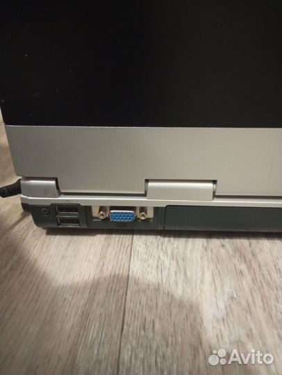 Ноутбук fujitsu Siemens amilo pro v3515