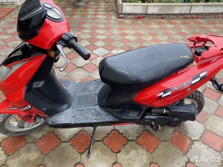 Продам скутер 80куб