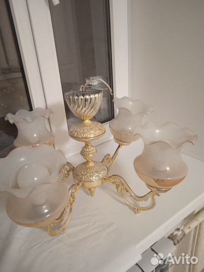 Продам бу люстру потолочную