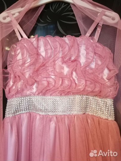 Платье для девочки нарядное