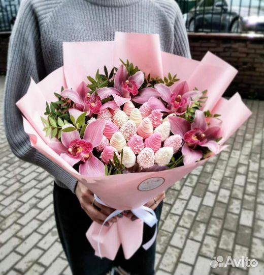 Клубника в шоколаде, Букеты с клубникой