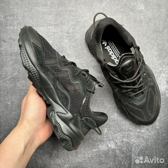 Кроссовки Adidas Ozweego