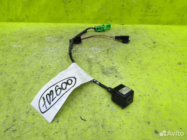 Камера задняя Volkswagen Tiguan 08-17 г 102600