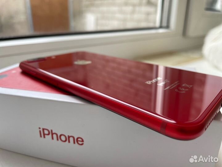 iPhone 8 Plus, 64 ГБ