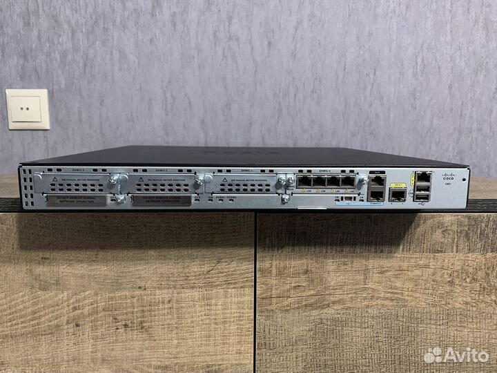 Маршрутизатор Cisco 2901/K9 V06