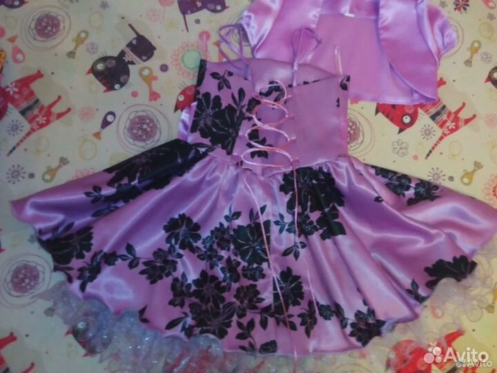 Платье праздничное для девочки (30 размер)