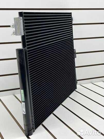 Радиатор кондиционера Jeep Grand Cherokee WK