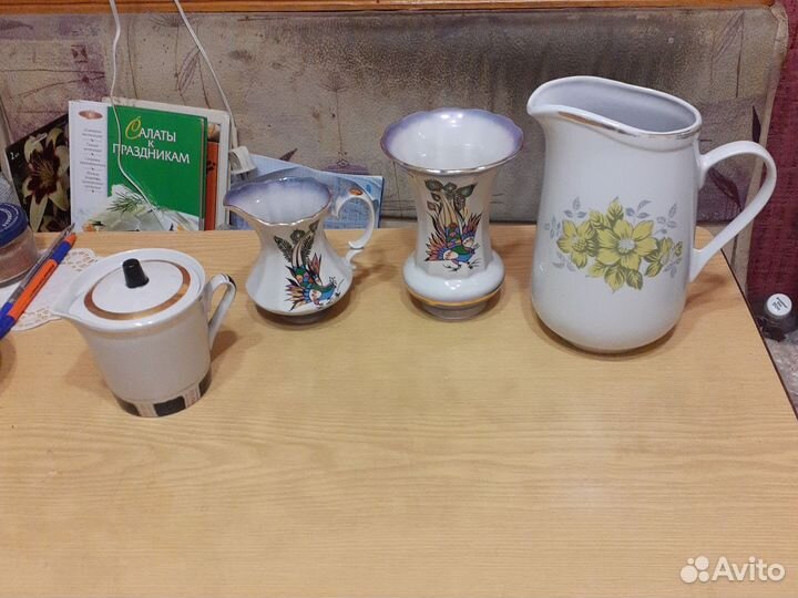 Тарелки новые зик, молочники