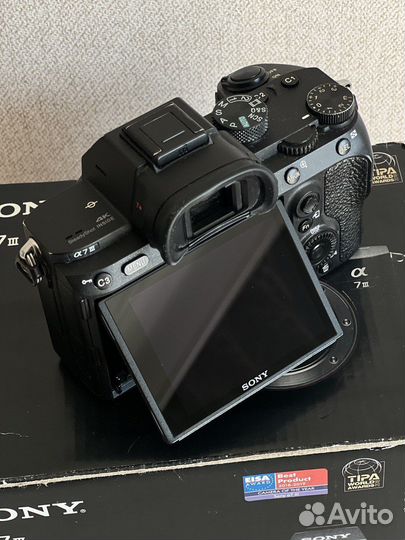 Без зеркальный фотоаппарат Sony a7 iii body