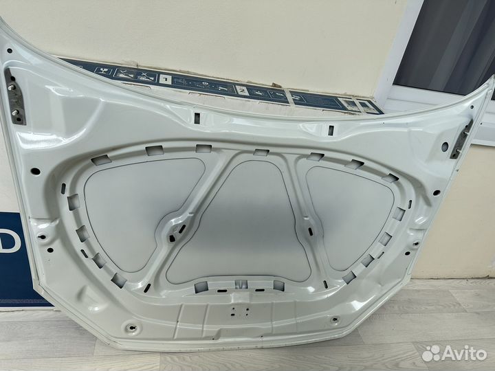 Капот Volkswagen polо