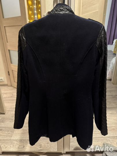 Женское осеннее пальто 44 размер