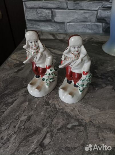 Фарфоровая статуэтка 