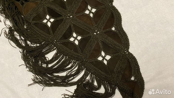 Платок шаль из кожи в стиле бохо