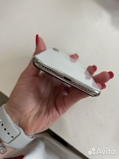iPhone X, 256 ГБ