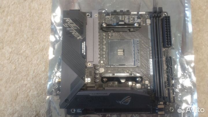 Asus rog strix x570-i gaming