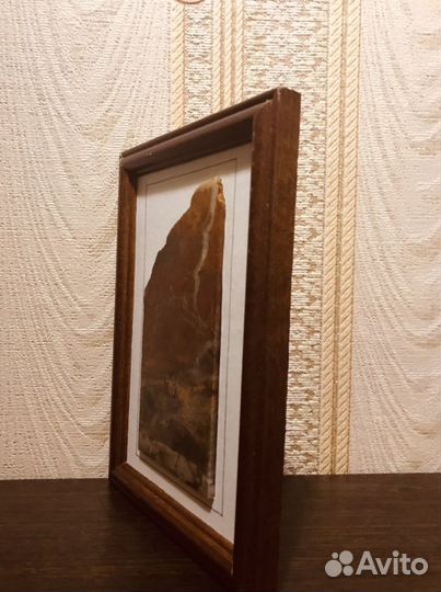 Картина из яшмы