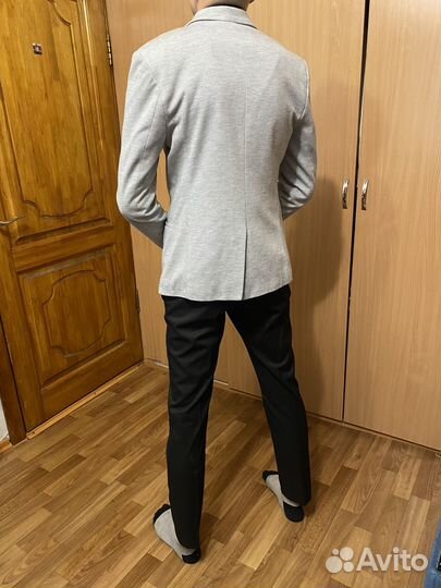 Мужской классический костюм S