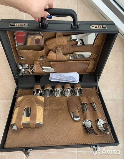 Набор для шашлыков с приборами новый