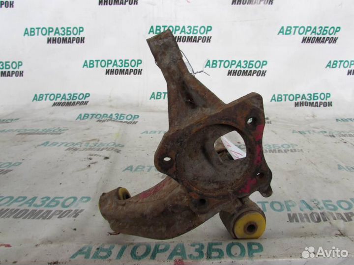 Кулак поворотный задний правый для Lexus ES 300 1