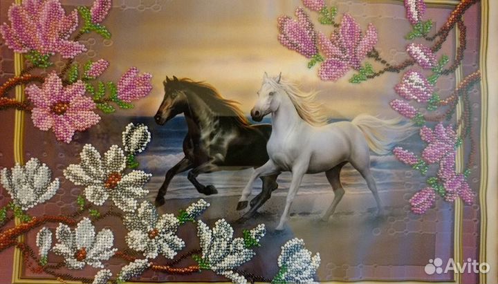 Скакуны в бисере