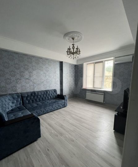 2-к. квартира, 60 м², 1/9 эт.