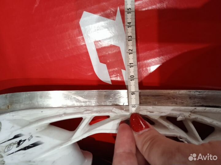 Хоккейные коньки ccm