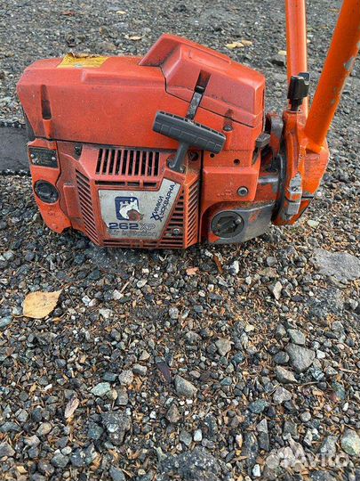 Бензопила хускварна