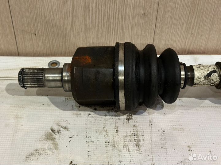 Привод левый Hyundai Sonata EF 2.0 G4JP МКПП