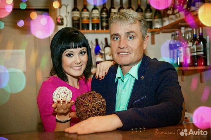 Тамада, ведущий вместе с диджем