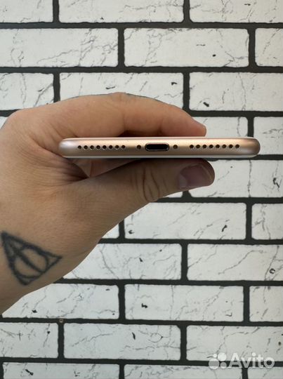 iPhone 8 Plus, 128 ГБ