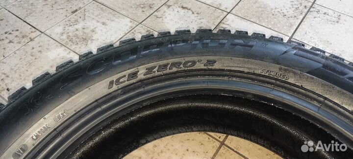 Pirelli Scorpion Ice Zero 2 225/55 R19 103H