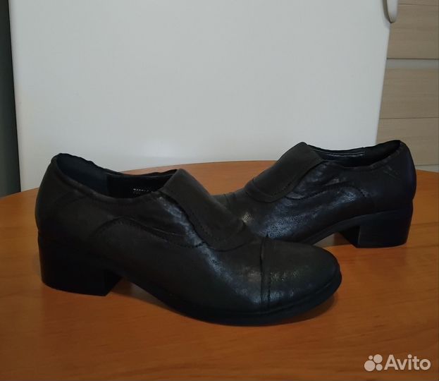Туфли, полуботинки жен, для девочек. 35-36 р. Кожа
