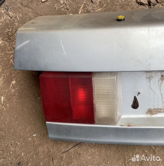 Крышка багажника Audi 80 B4