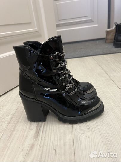 Paolo conte лаковые ботильоны 37