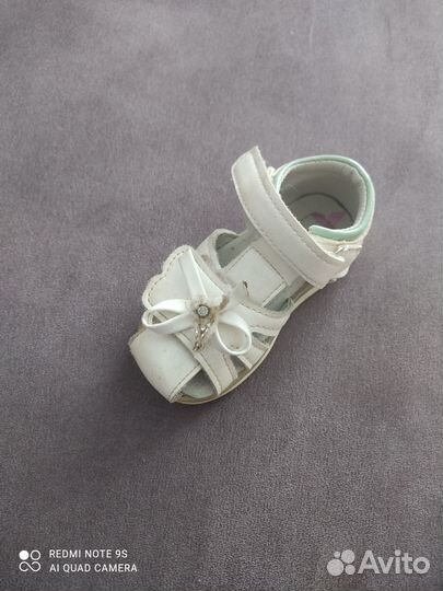 Сандалии для девочки 20 размер