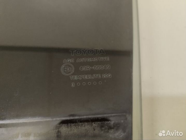 Стекло двери задней левой Toyota Camry V50 2011-20