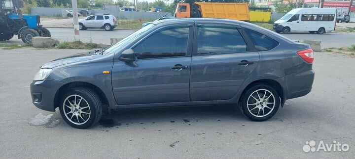 LADA Granta 1.6 МТ, 2015, 115 000 км