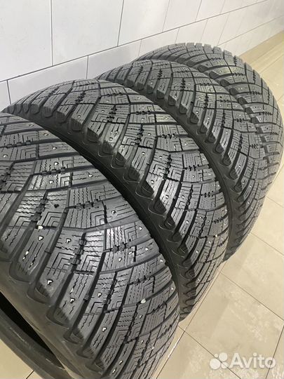 Goodyear UltraGrip Ice Arctic SUV 225/65 R17