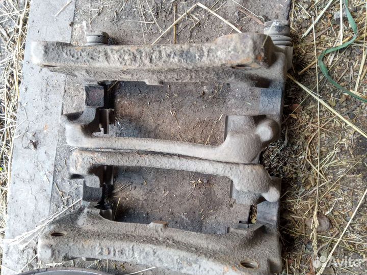 Тормозные диски и колодки на форд транзит